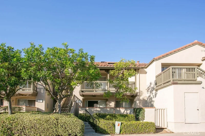 8707 Indian Hills #D, Orange, CA 92869