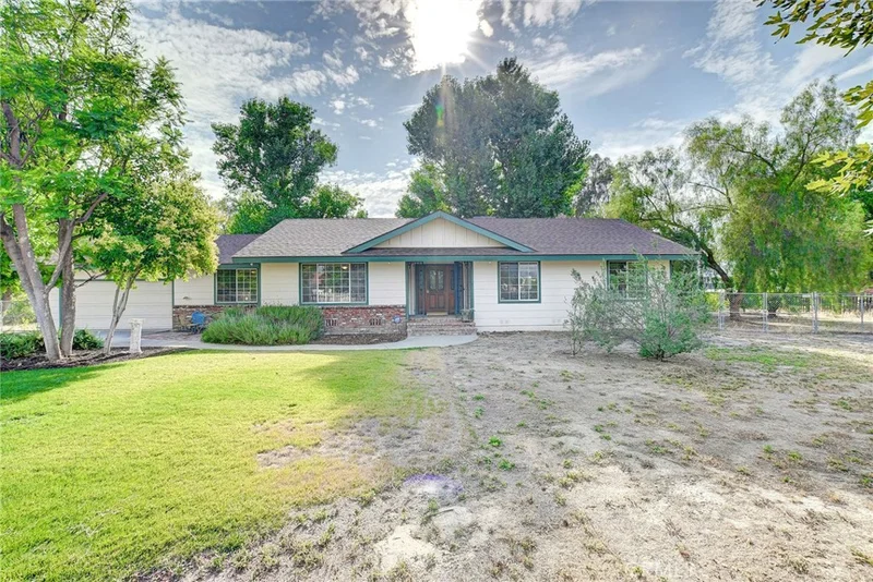 25973 Gertrude Lane, Hemet, CA 92544