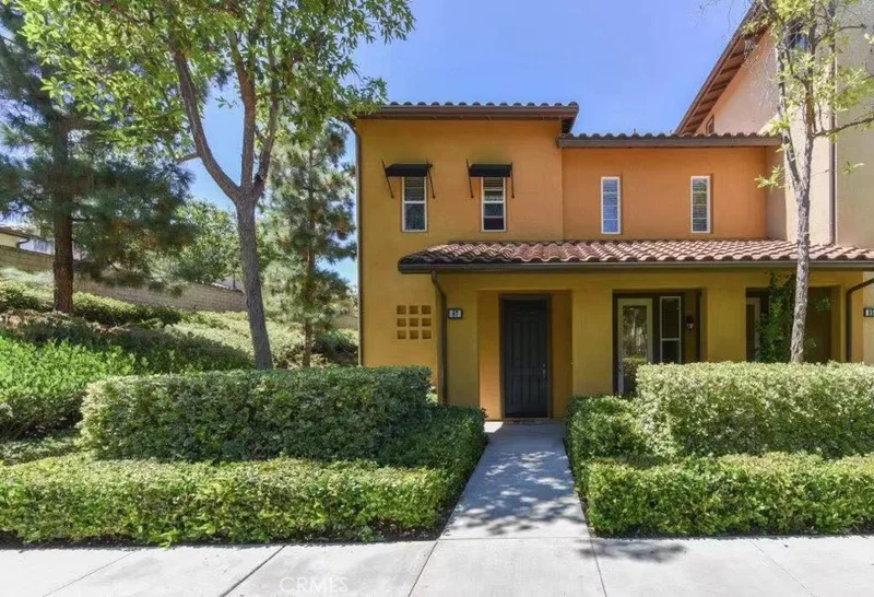 87 Vermillion, Irvine, CA 92603