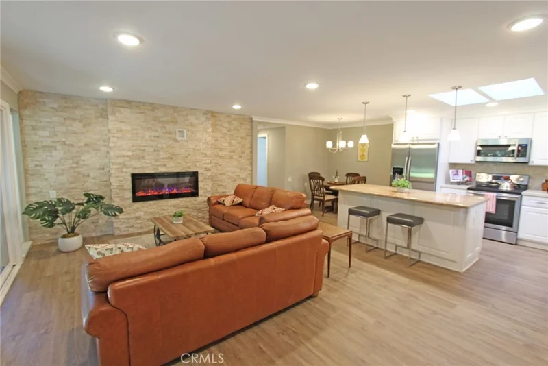 521 Calle Aragon #P, Laguna Woods, CA 92637