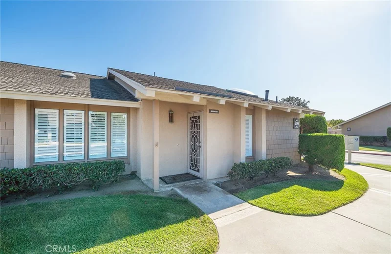 8656 Fresno #509A, Huntington Beach, CA 92646