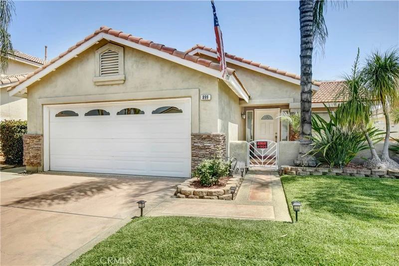 899 Autumn, Corona, CA 92881
