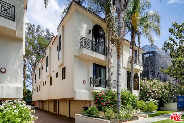 4328 Gentry #4, Studio City, CA 91604