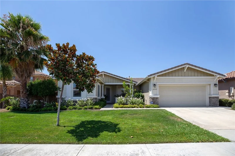 42545 Devant, Temecula, CA 92592