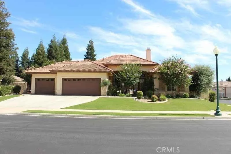 10009 Barnes, Bakersfield, CA 93311