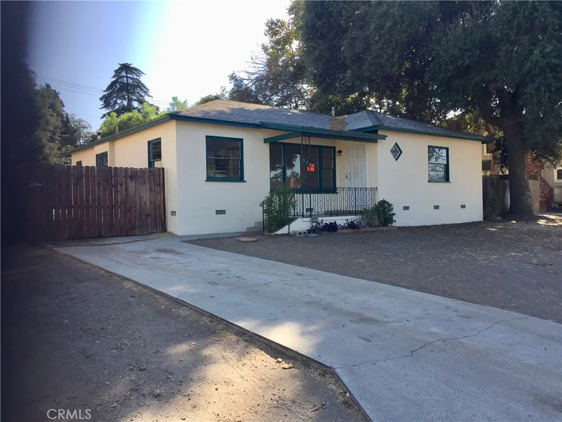 226 Olive, Corona, CA 92879