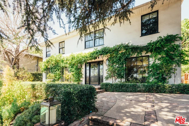 1234 Daniels, Los Angeles, CA 90035