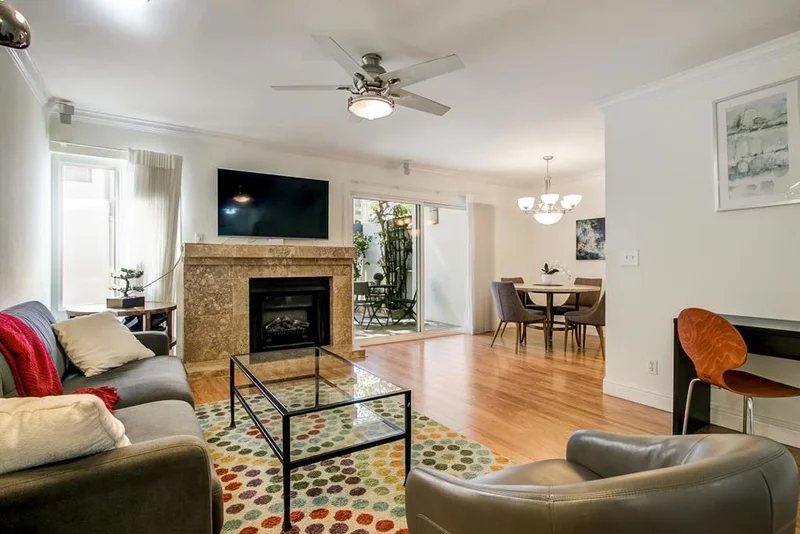 1049 Shell #3, Foster City, CA 94404