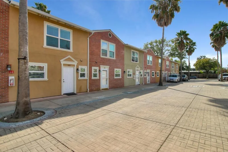 865 Carlisle #123, Sunnyvale, CA 94087