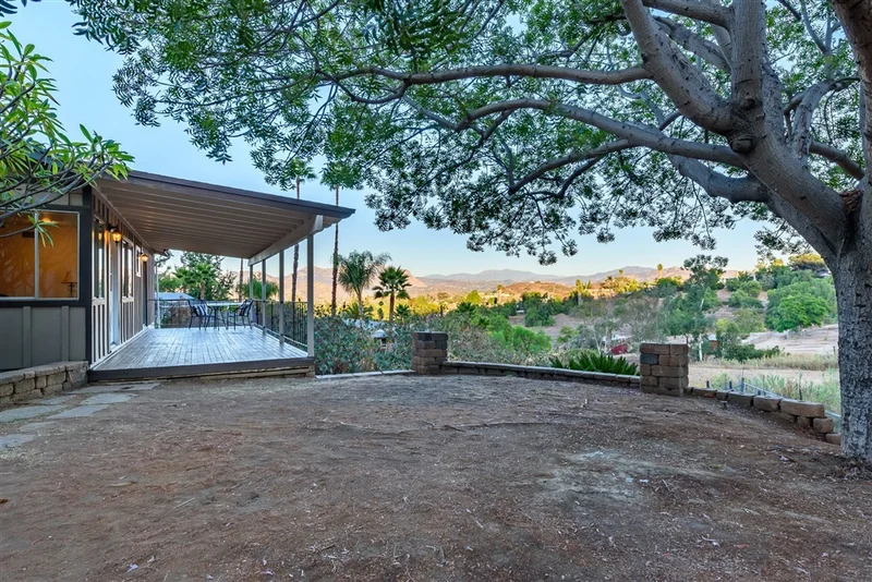 8763 Golden Ridge Rd, Lakeside, CA 92040