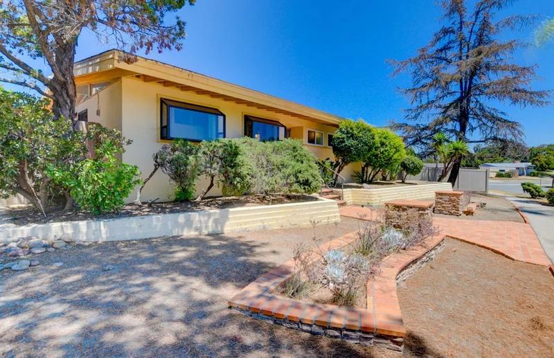 846 Joanne Way, El Cajon, CA 92020