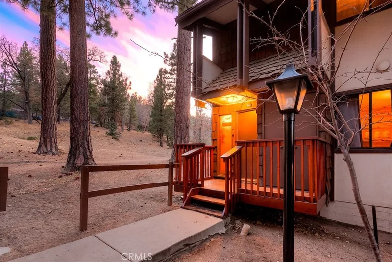 861 Thrush Dr 10, Big Bear, CA 92315