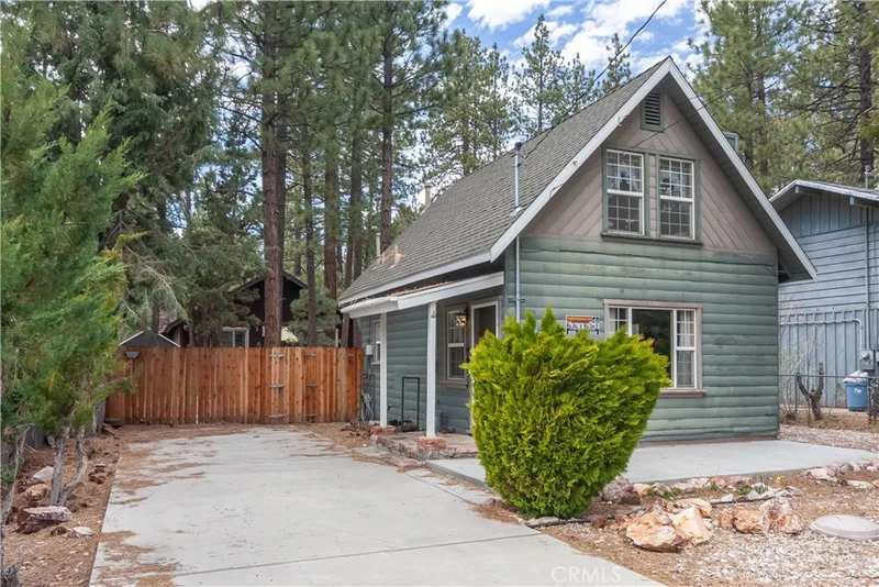 913 Anita, Big Bear, CA 92314