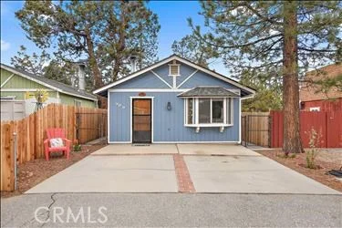 909 Pine, Big Bear, CA 92314