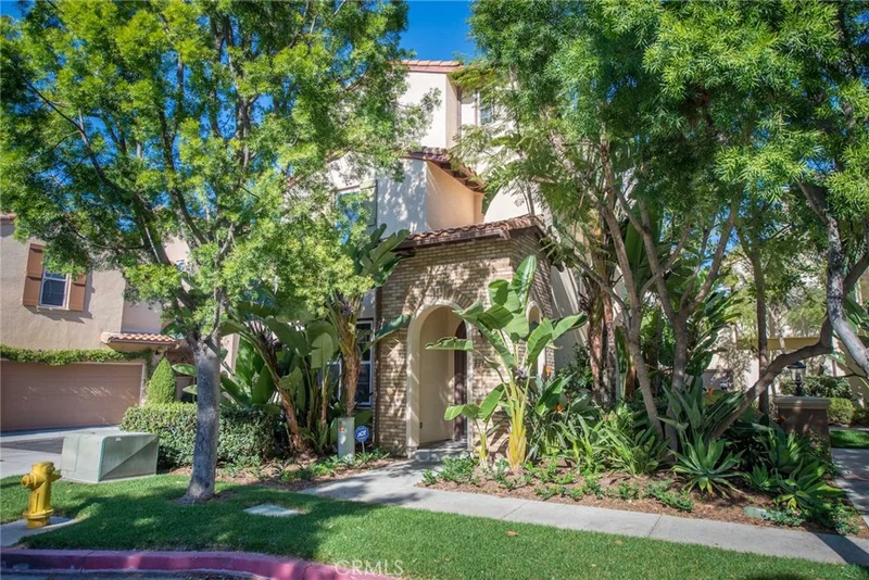 231 Tall Oak, Irvine, CA 92603