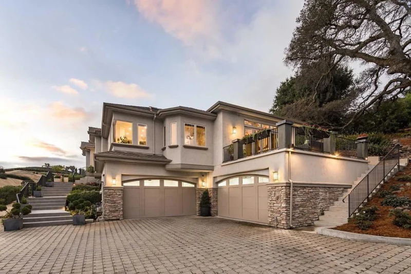 25850 Westwind, Los Altos Hills, CA 94022