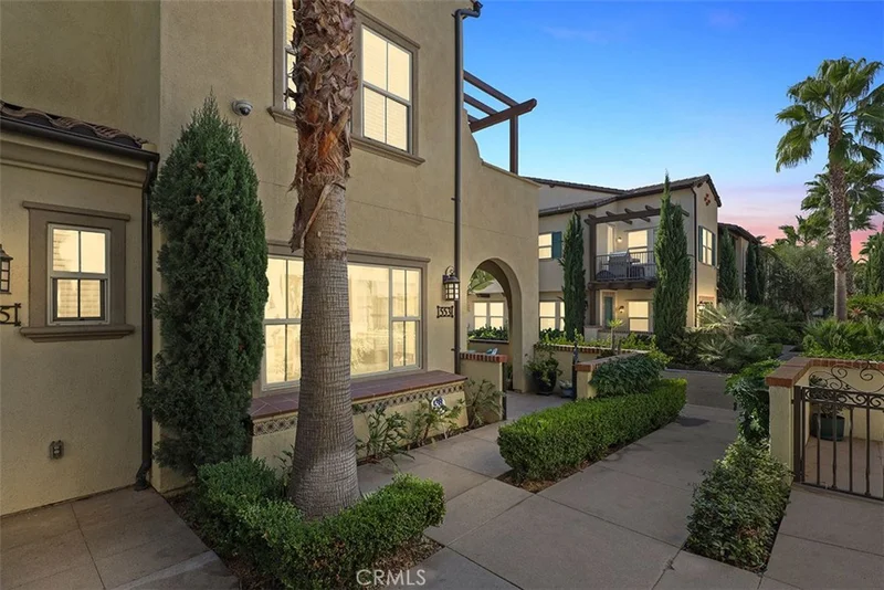 553 Kroeger, Anaheim, CA 92805