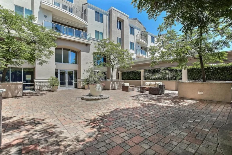912 Campisi #114, Campbell, CA 95008