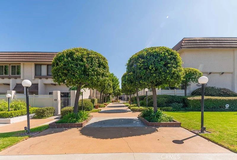 848 Huntington #23, Arcadia, CA 91007
