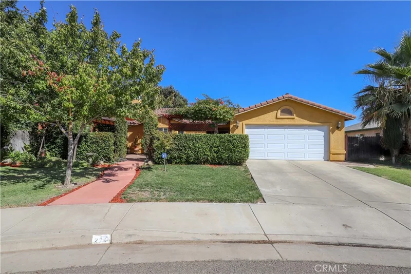 274 Leon, Planada, CA 95365