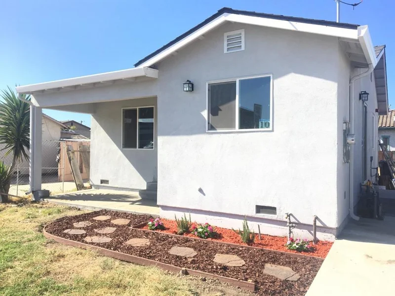 10 Bardin, Salinas, CA 93905