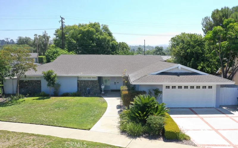623 Wellington, Orange, CA 92869