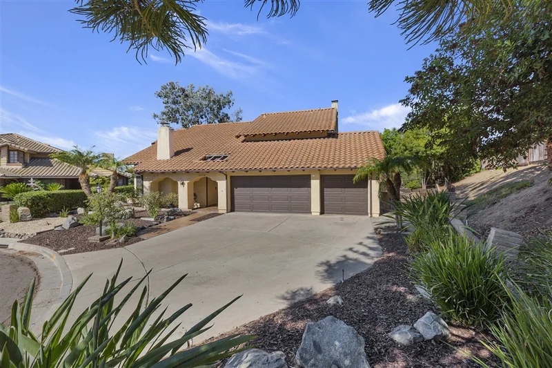 4612 Katy Ct, La Mesa, CA 91941