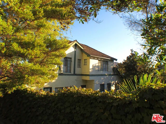 2966 Passmore, Los Angeles, CA 90068