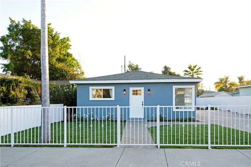 10236 Bernardino, Whittier, CA 90606