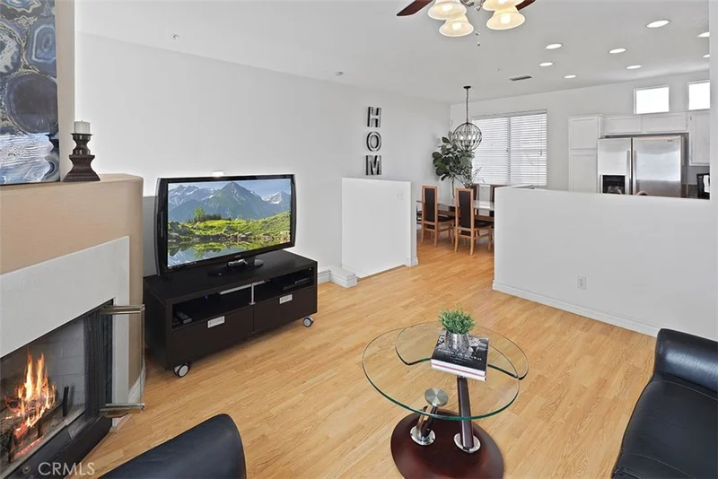88 Santa Barbara, Lake Forest, CA 92610