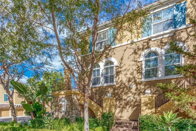 104 Terra Bella, Irvine, CA 92602