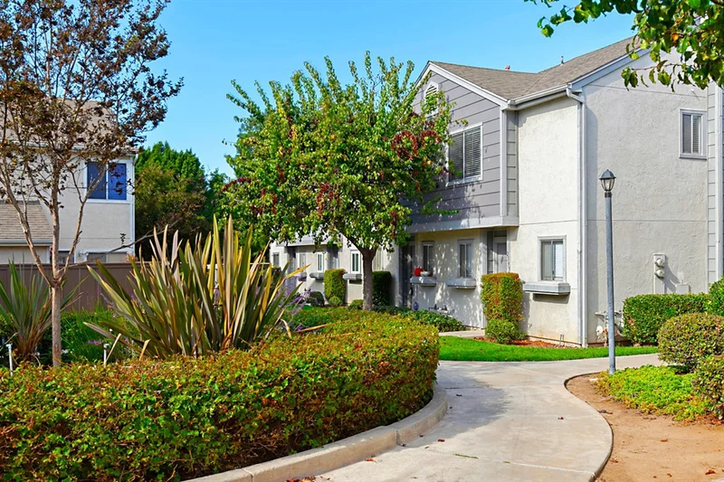 2593 Kings View Circle, Spring Valley, CA 91977