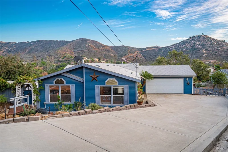 256 Editha Dr, El Cajon, CA 92019