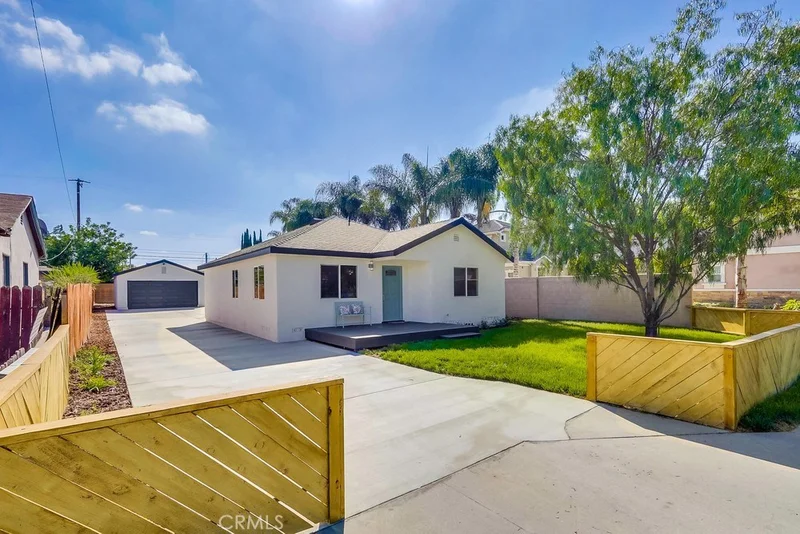 8902 Cypress, Cypress, CA 90630