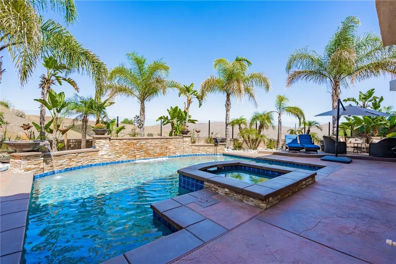 8784 Gentle Wind, Corona, CA 92883