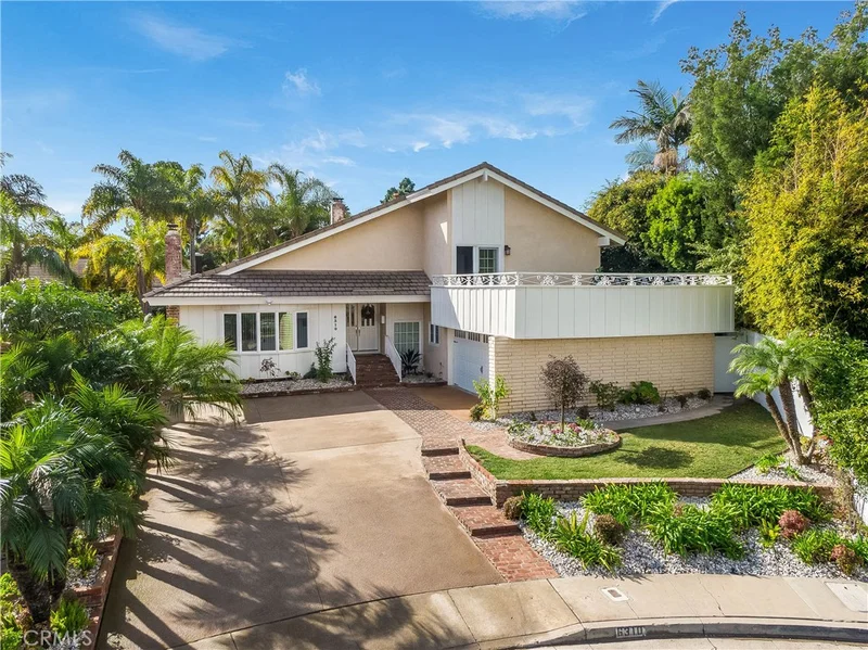 6310 Bixby Hill, Long Beach, CA 90815