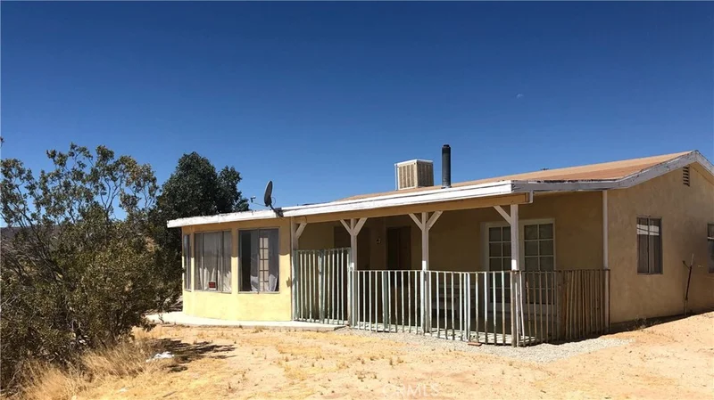 898 Delgada, Landers, CA 92284