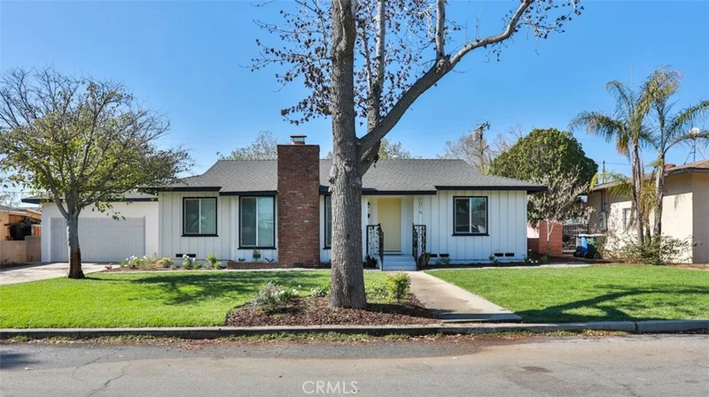 1016 N Oakdale Ave, Rialto, CA 92376