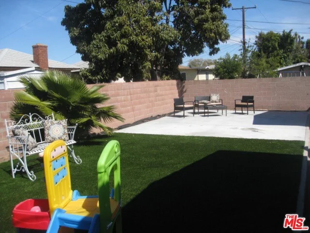 413 Markton, Los Angeles, CA 90061