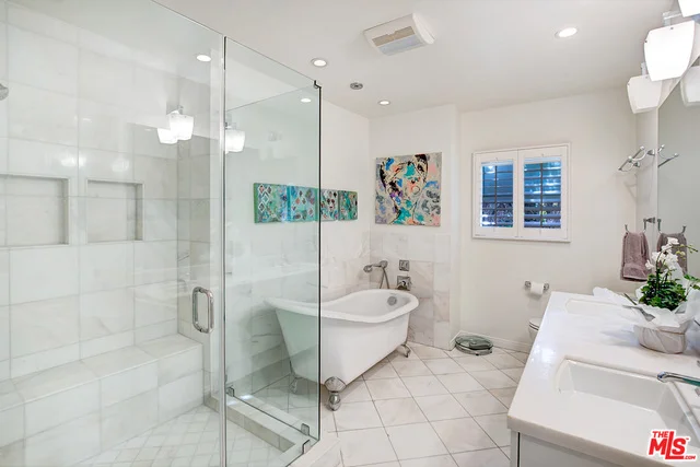 10305 Lauriston, Los Angeles, CA 90025