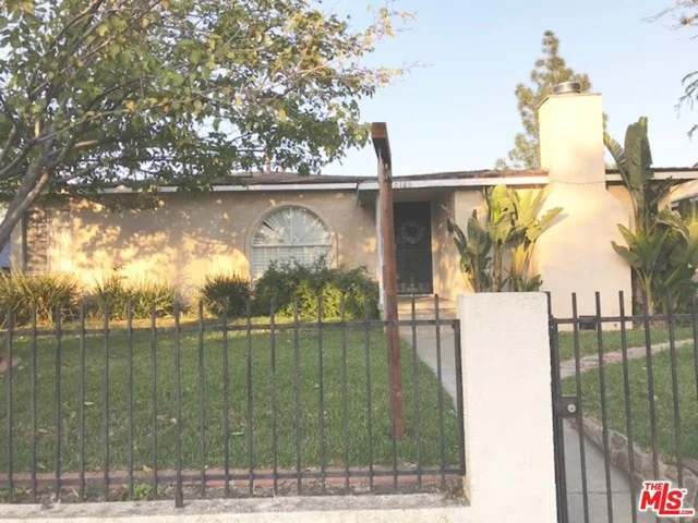 10180 Laurel Canyon, Pacoima, CA 91331