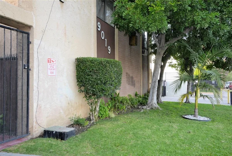 9019 Cedros #7, Panorama City, CA 91402