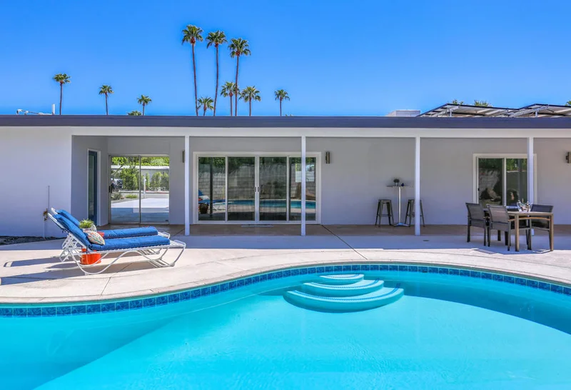 257 Cerritos, Palm Springs, CA 92262