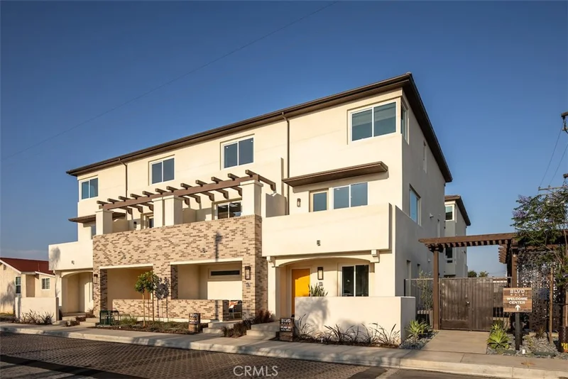 114 6th #D, Montebello, CA 90640
