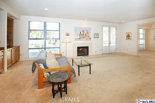11700 Iowa #103, Los Angeles, CA 90025
