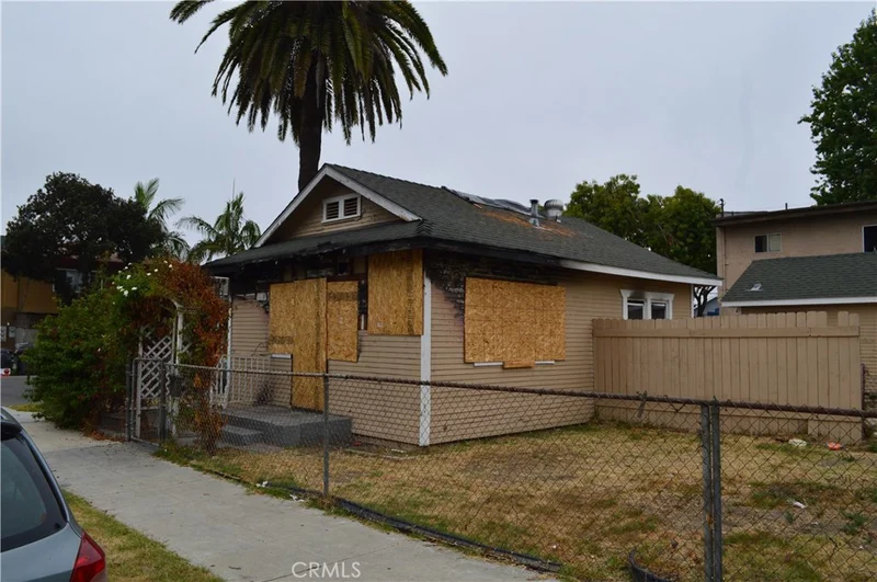 856 Washington, Long Beach, CA 90813