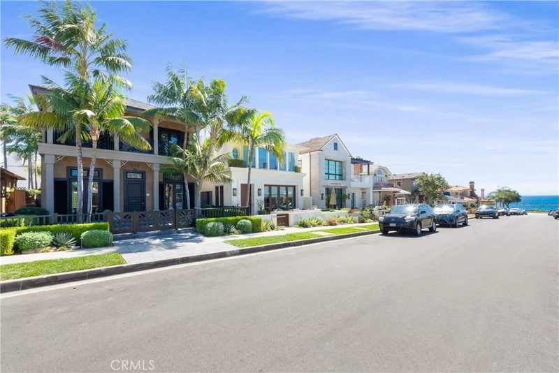 228 Larkspur, Corona Del Mar, CA 92625
