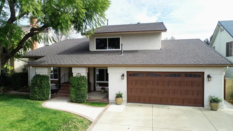 2284 Elmdale, Simi Valley, CA 93065
