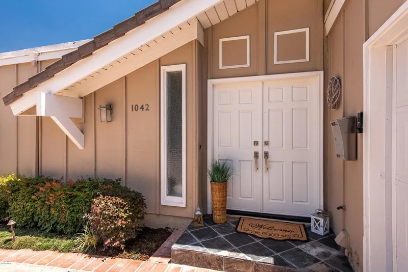 1042 Barrow, Westlake Village, CA 91361
