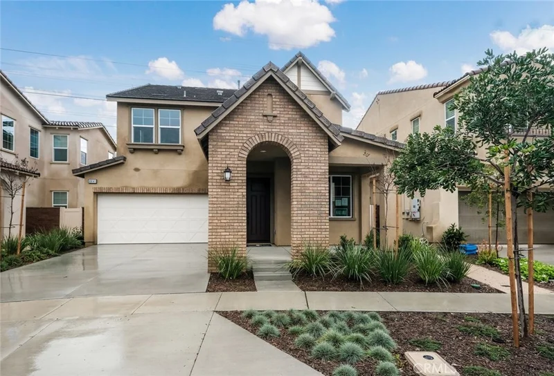 8841 Kings Canyon, Chino, CA 91708
